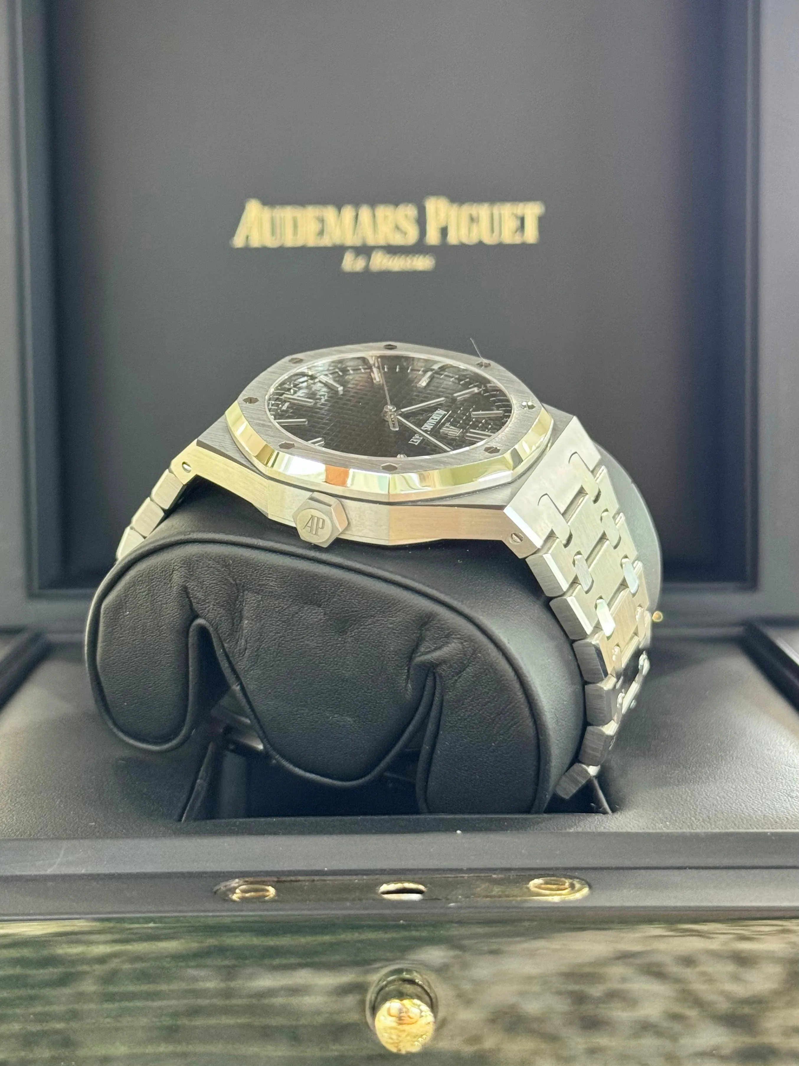 2022 Audemars Piguet Royal Oak Selfwinding 15500ST