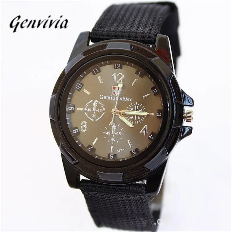 Quartz  Round Dial Wristwatch