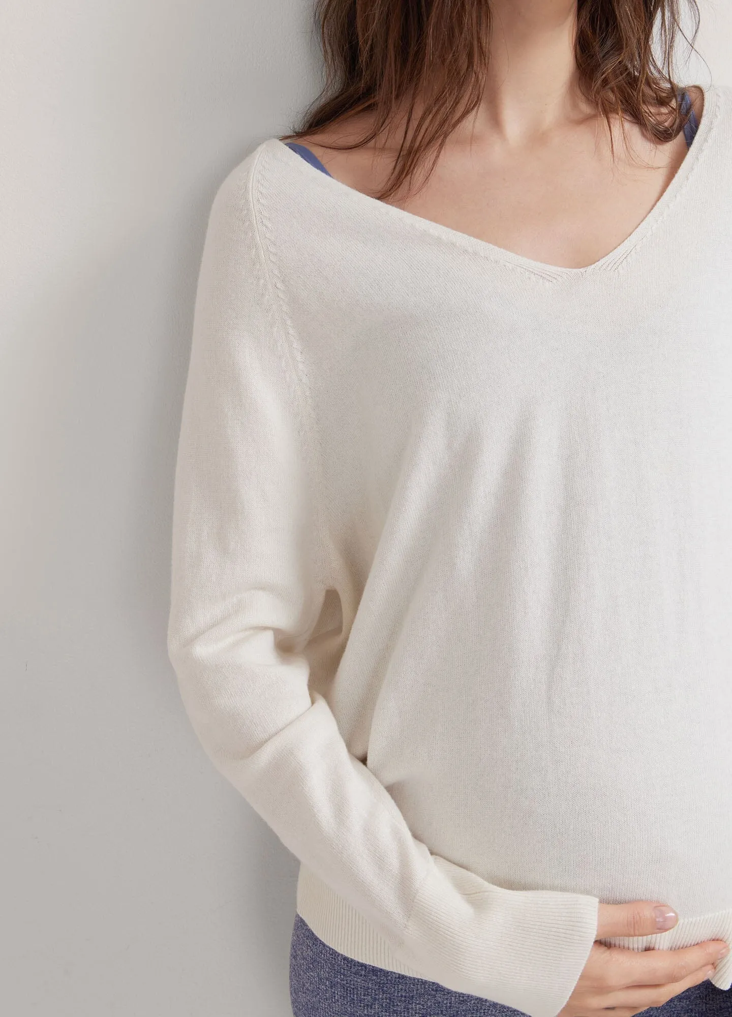 The Noa V-Neck Dolman