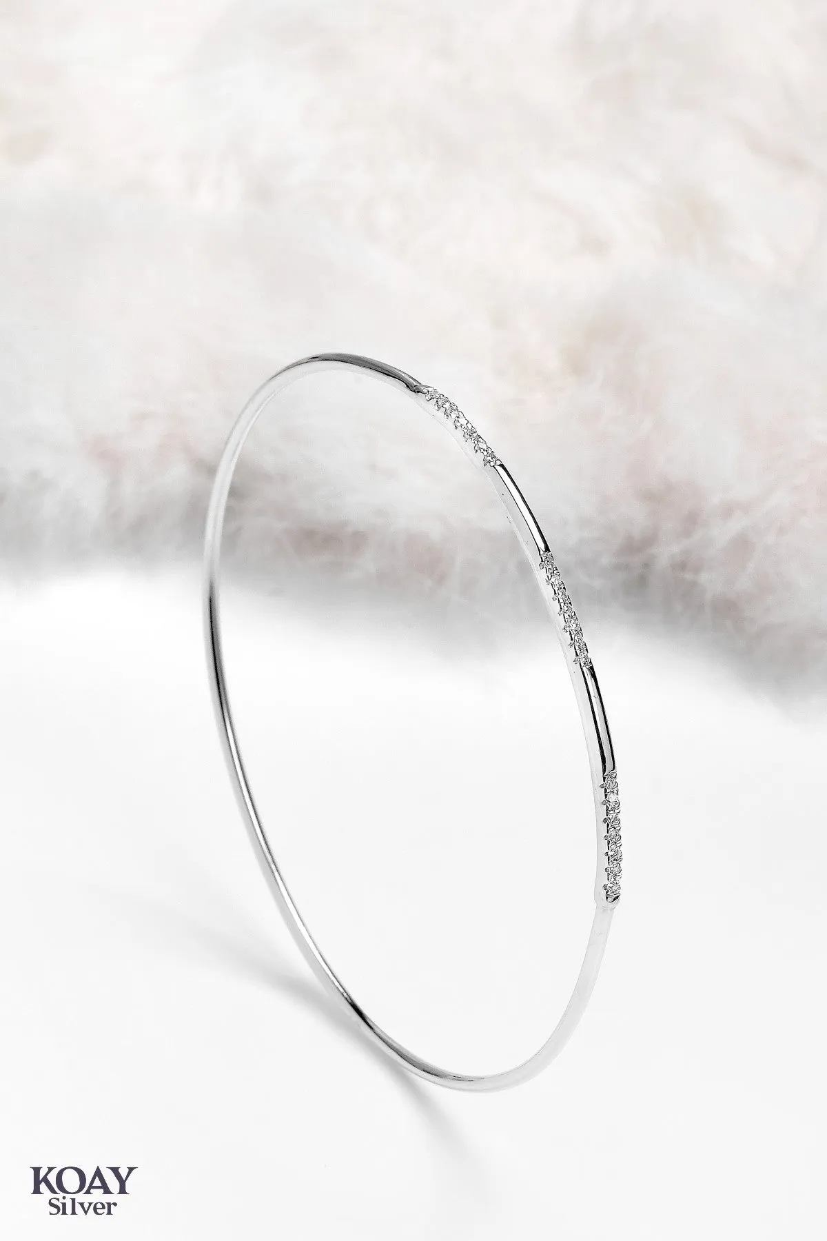 Zircon Bangle (04)